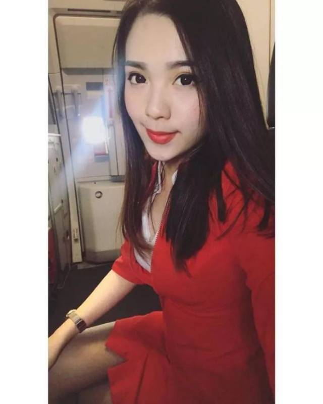 84间房主播跳舞 雨伞魅影
